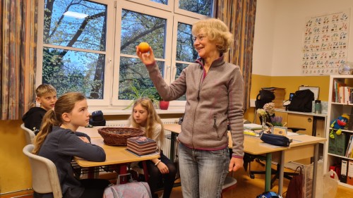 Igelprojekt Linden Grundschule Naturtrainerin Beate Kreutzer c Stadt Velten Stefanie Steinicke Kreutzer